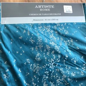 Jade colored table runner